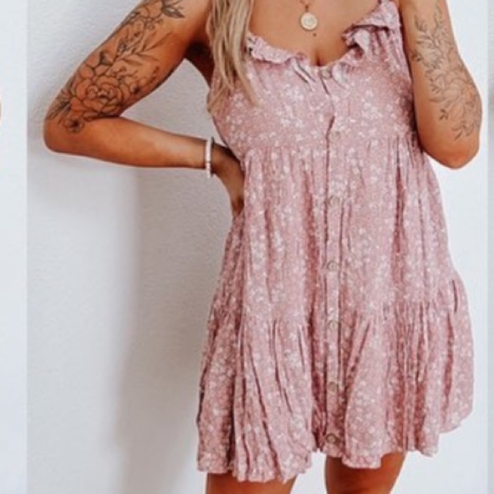 Lovely+Blush Sara Floral Swing Dress